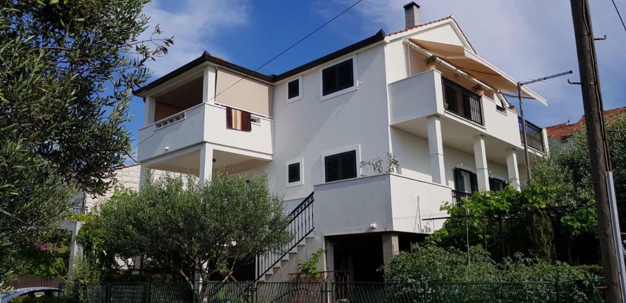 Salsa Daire Supetar Dış mekan fotoğraf